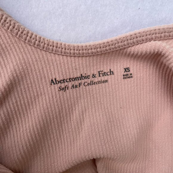 Abercrombie and Fitch Soft A&F Collection Pink Ribbed Thong Bodysuit Size XS - Picture 5 of 8